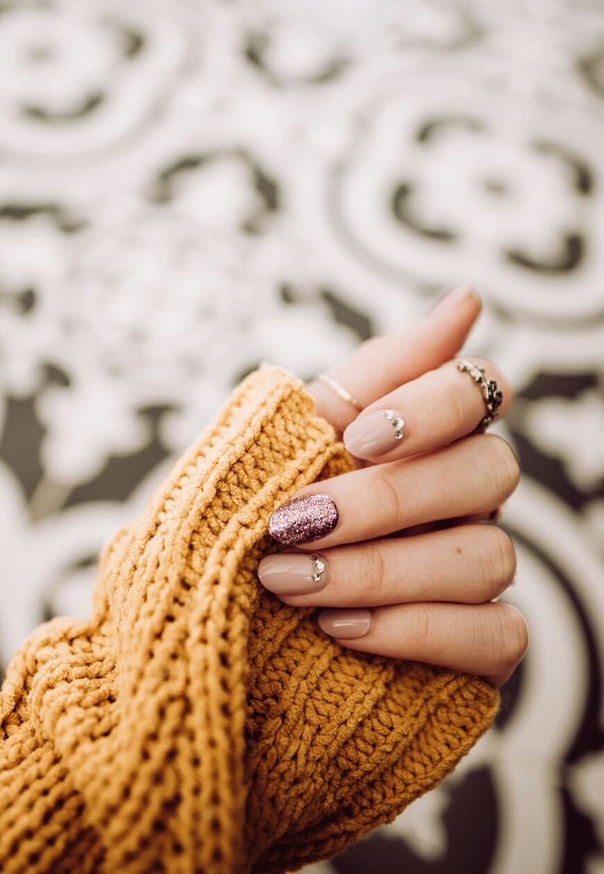 glittery fall nails