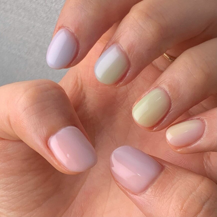 pastel ombre nails
