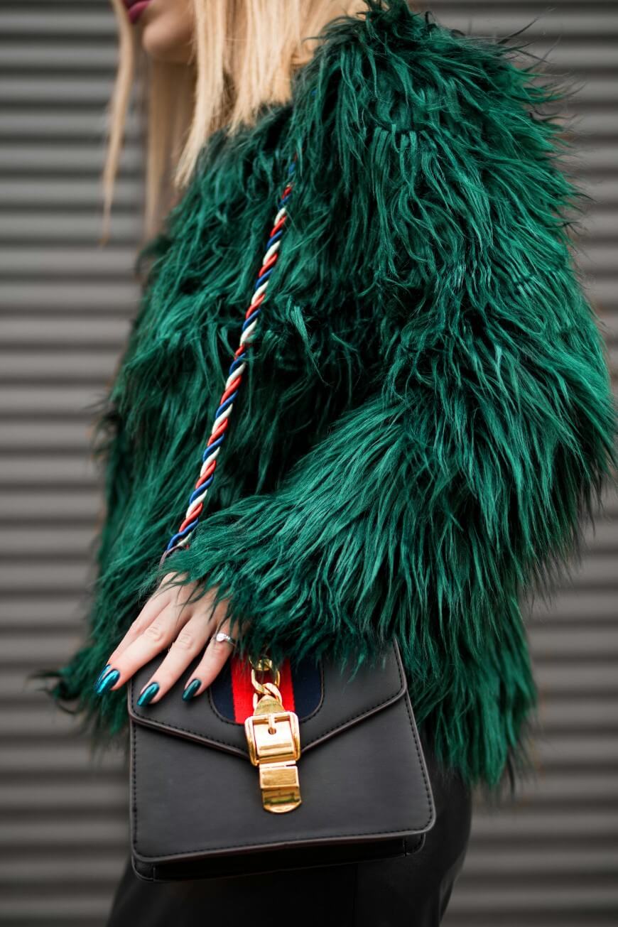 dark green nails for wicked
