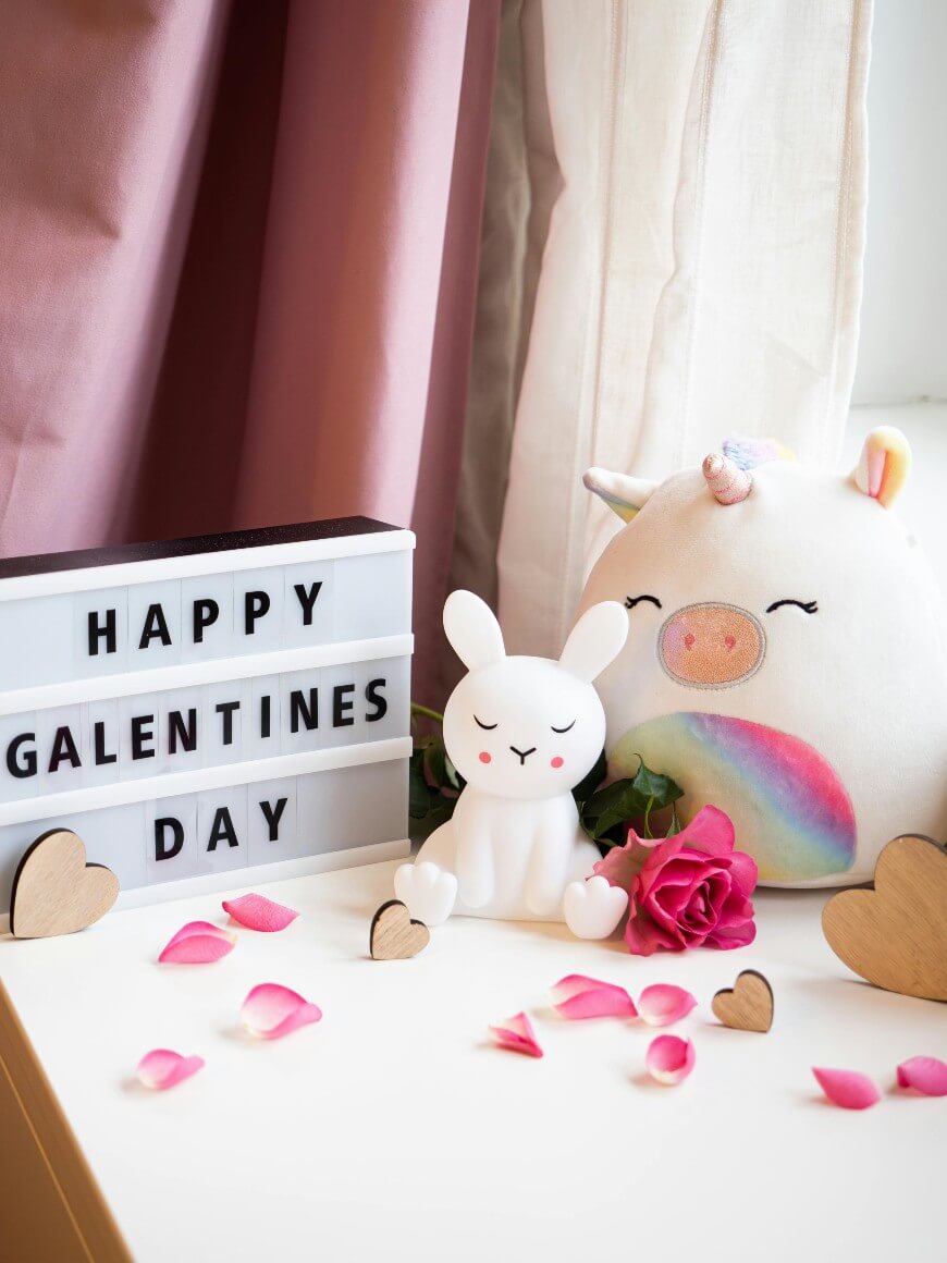 happy galentines day decor