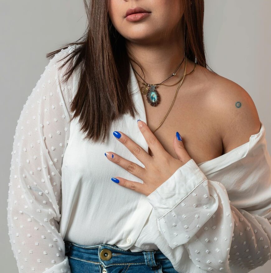 blue nail design