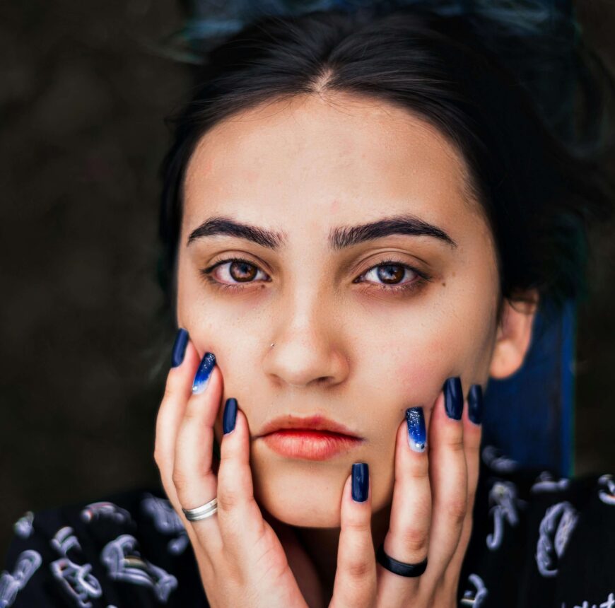 blue and silver nails