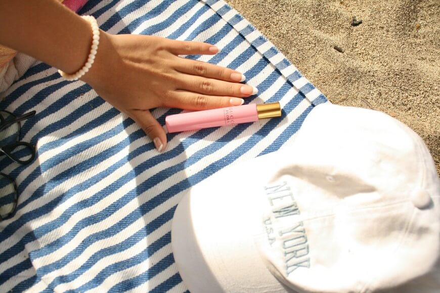 french nails vacation
