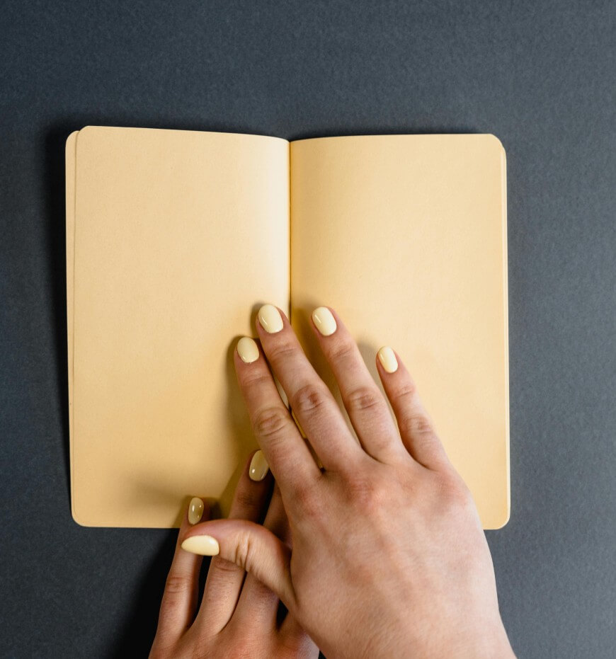 short butter nails