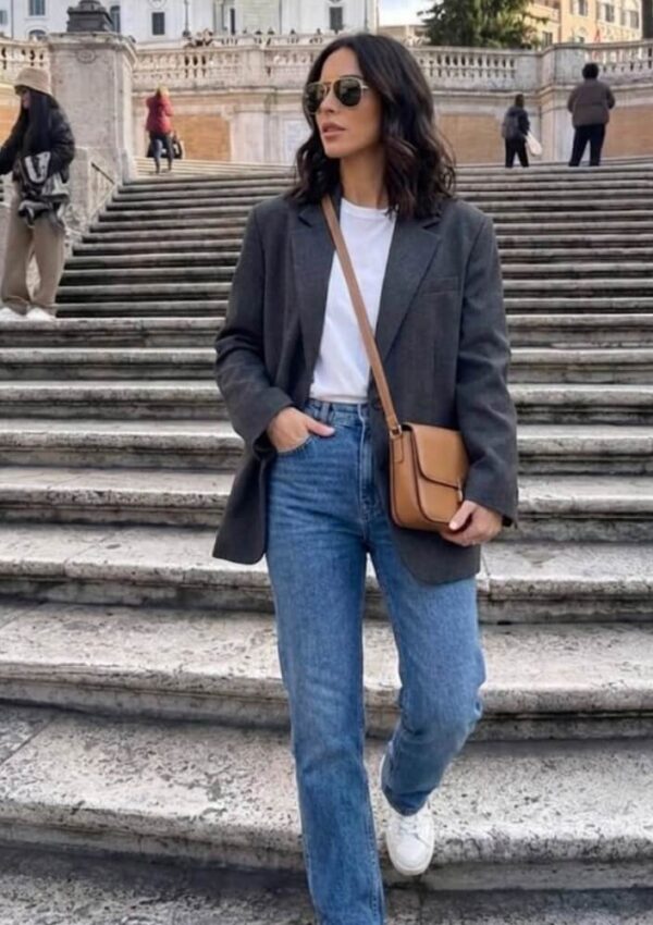 25+ Rome Outfit Ideas That Blend Fashion and Function