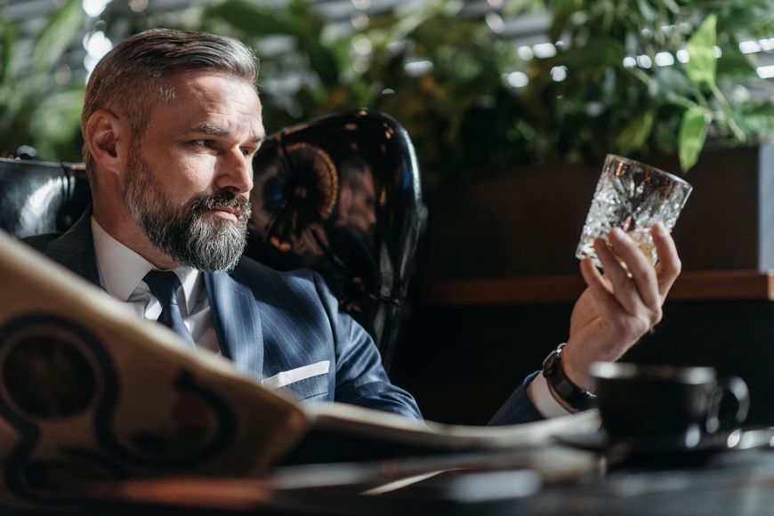 Man in a well-fitted outfit ready for date night